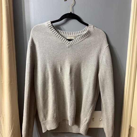 L.L. Bean Sweaters - L.L. Bean 100% Cotton Women's Gray V-Neck Sweater